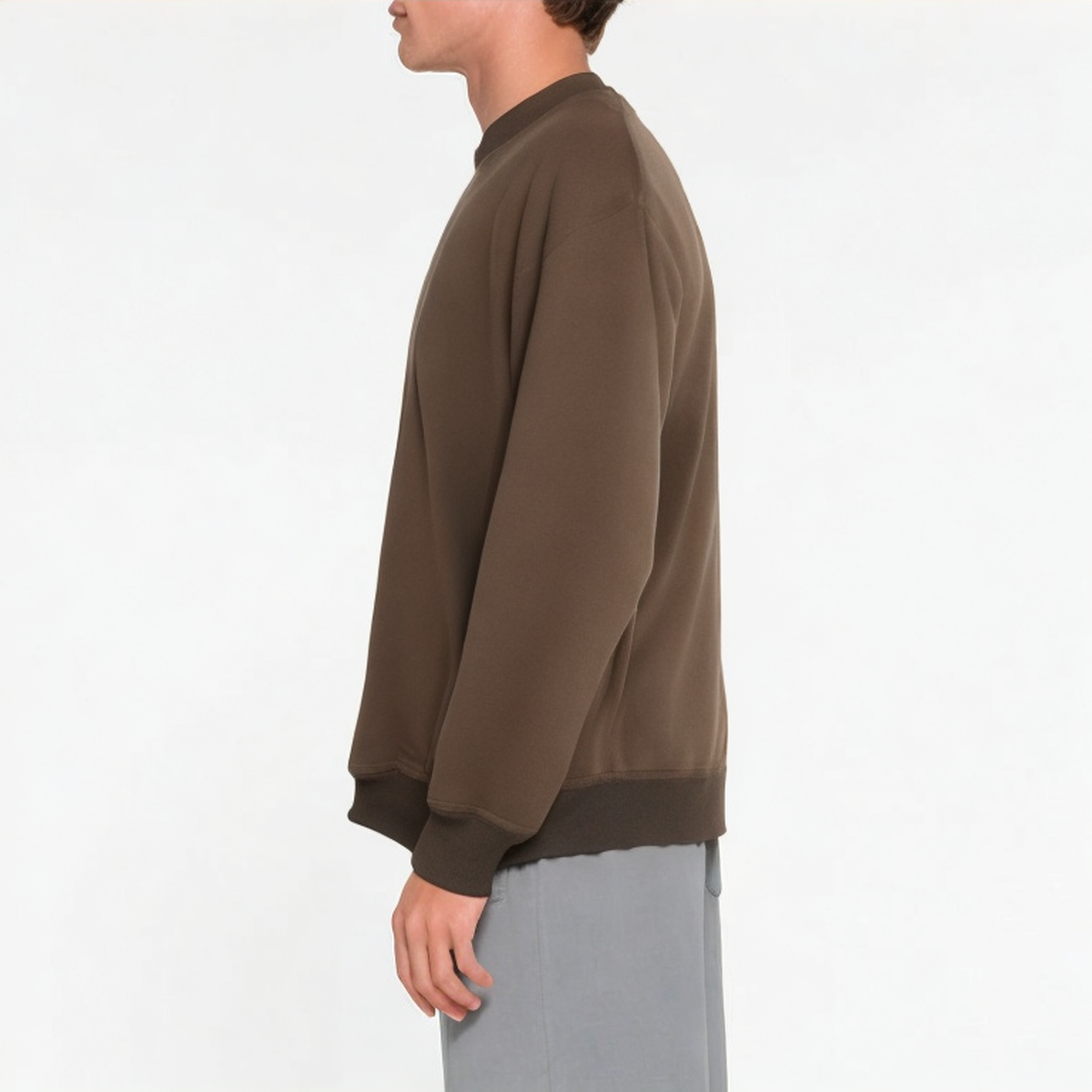 Brown thickened crew neck men's sweatshirt
