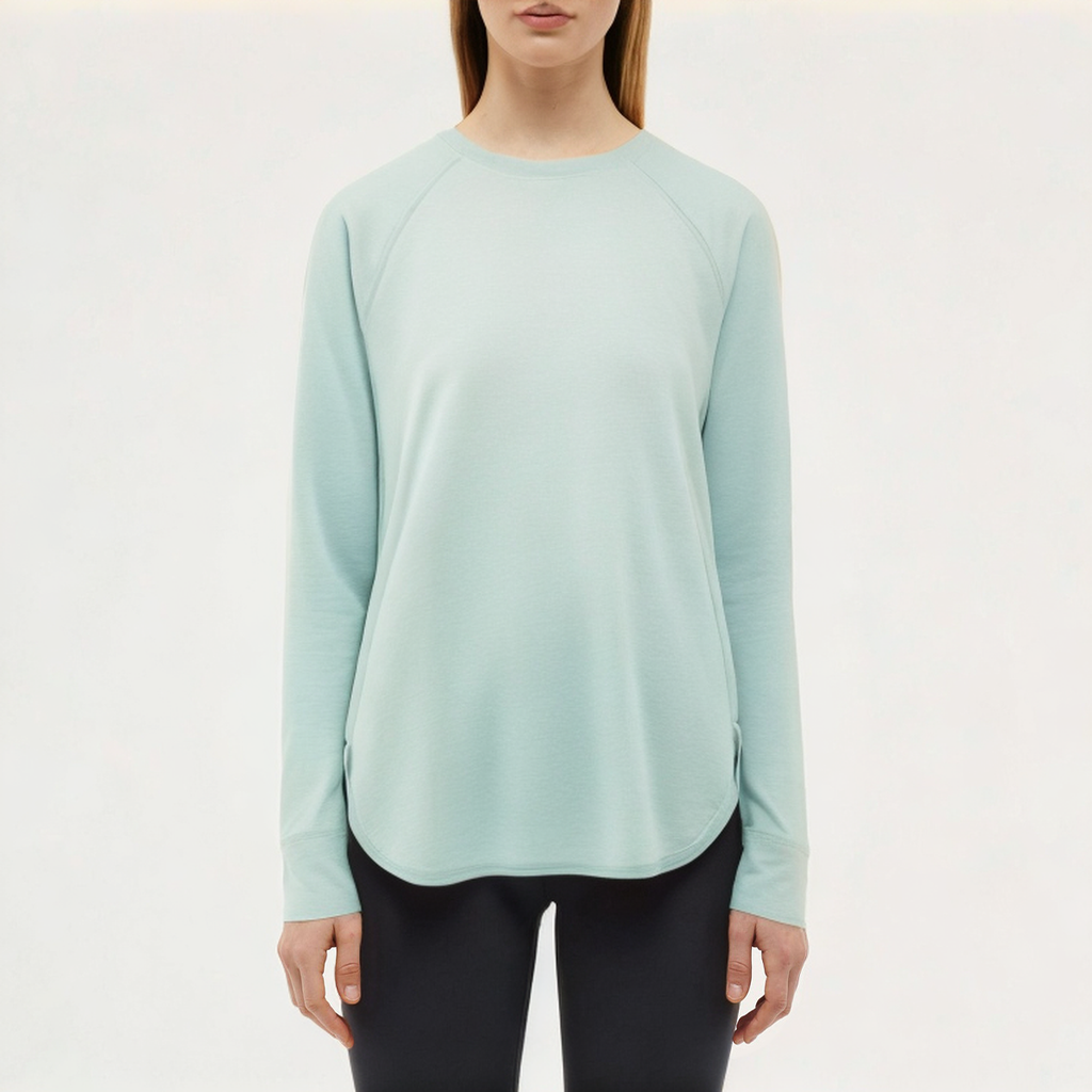 Light blue breathable women's loose long-sleeved T-shirt
