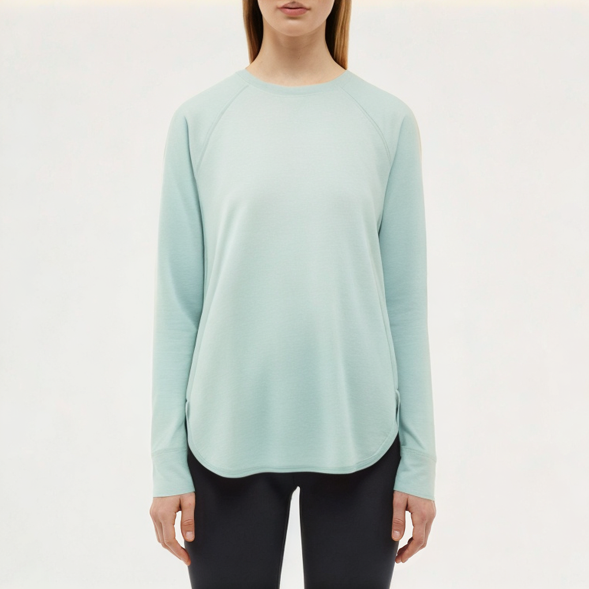 Light blue breathable women's loose long-sleeved T-shirt