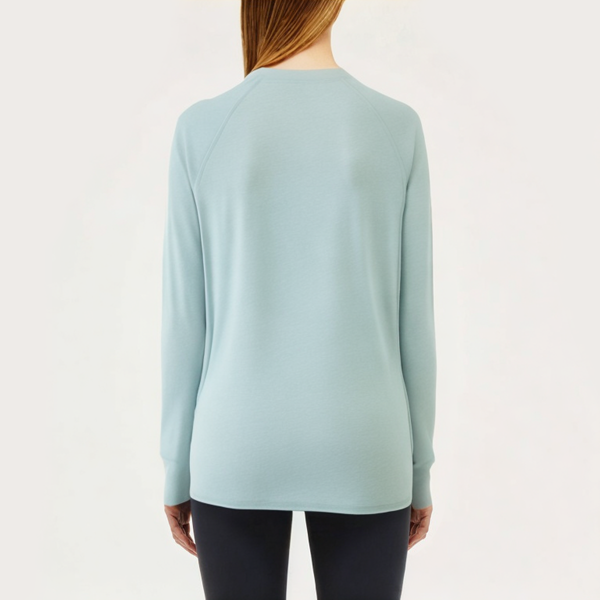 Light blue breathable women's loose long-sleeved T-shirt