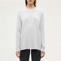 White breathable women's loose long-sleeved T-shirt