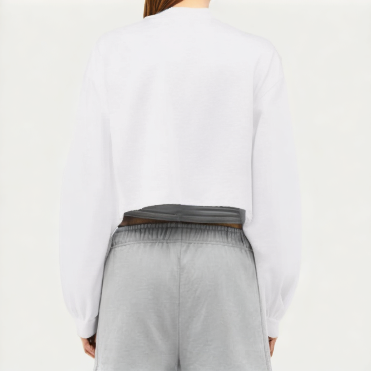 White cotton ladies loose long-sleeved T-shirt