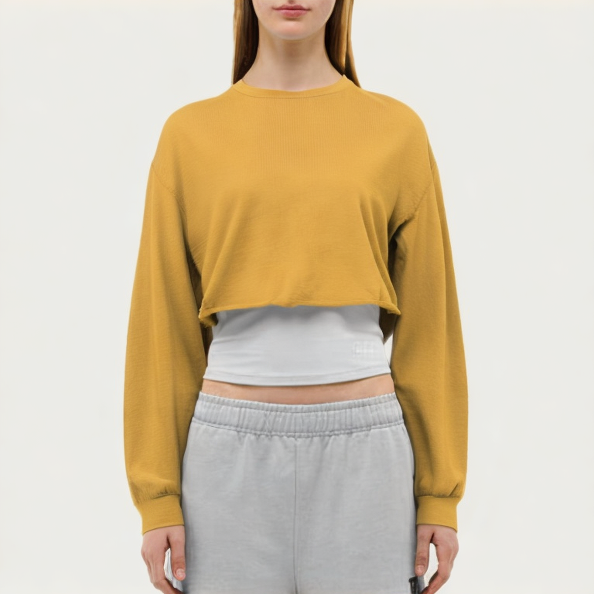 Yellow round neck ladies loose long sleeve T-shirt
