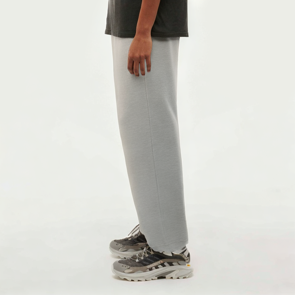 Gray loose wide-leg women's sports trousers