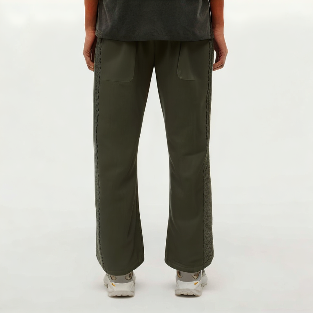 Green loose stretch women's sports trousers